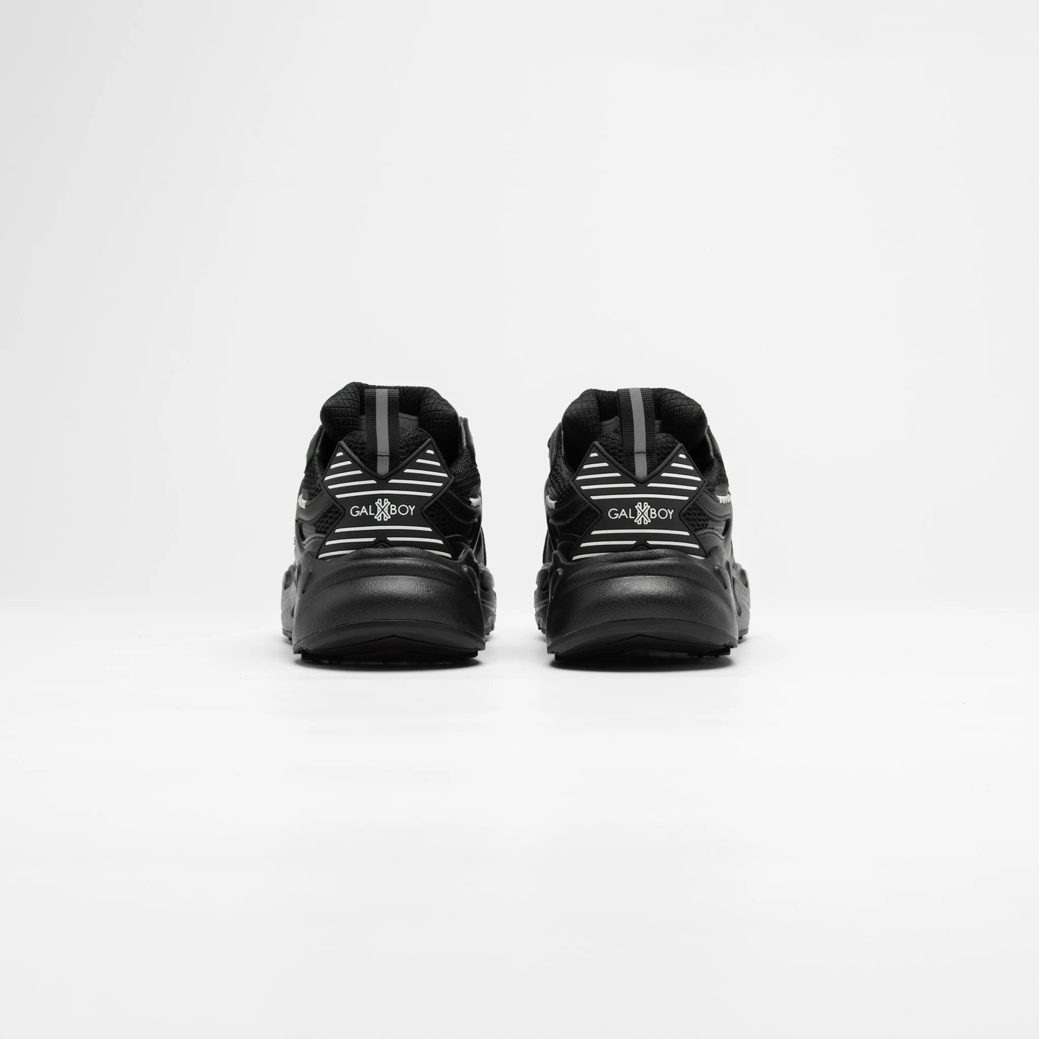 012 RUNNER - Image 3