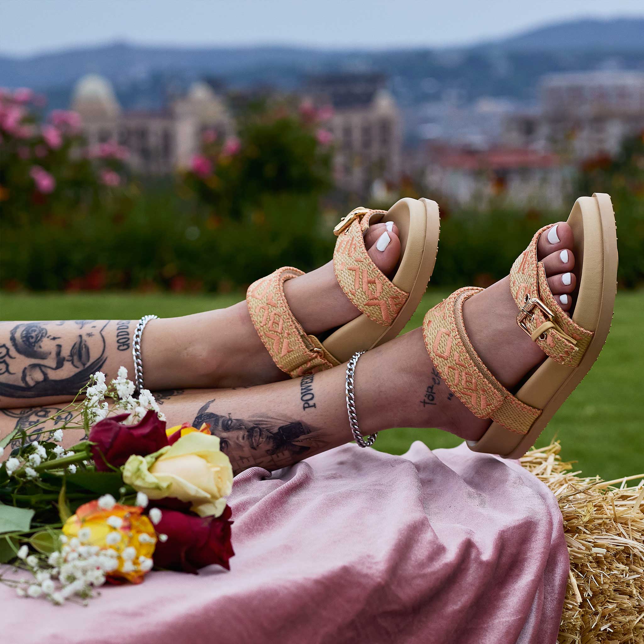 CULTURE MULE SANDALS - Image 8